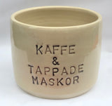 KAFFE & TAPPADE MASKOR GUL