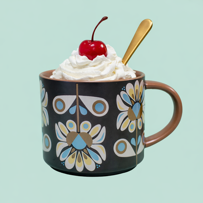 Black and Blue Petals Mid Century stapelbar mugg med matt yta
