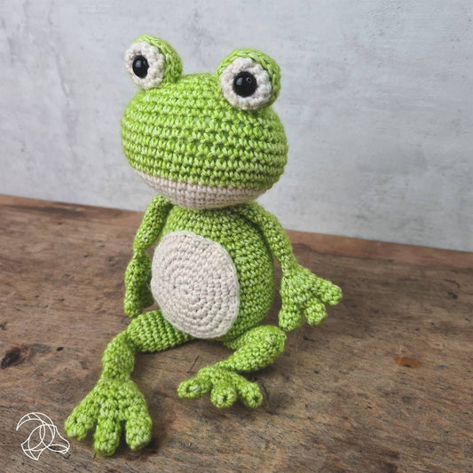 Virk-kit Grodan Vinny - DIY Crochet Kit Vinny Frog