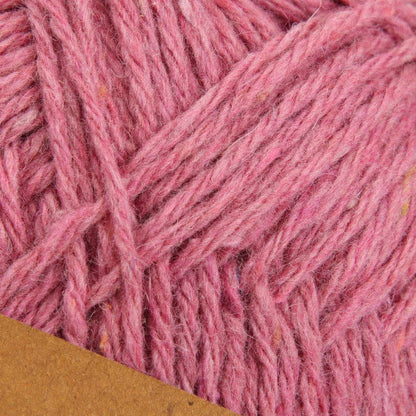 WOOLLY -  100% recycled. Återvunnet från kasserade kläder