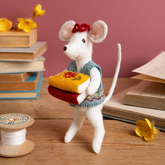 Filtkit Lilla Mus Bibliotekarien - Little Mouse The Librarian Felt Craft Mini Kit