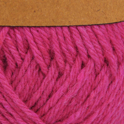 WOOLLY -  100% recycled. Återvunnet från kasserade kläder