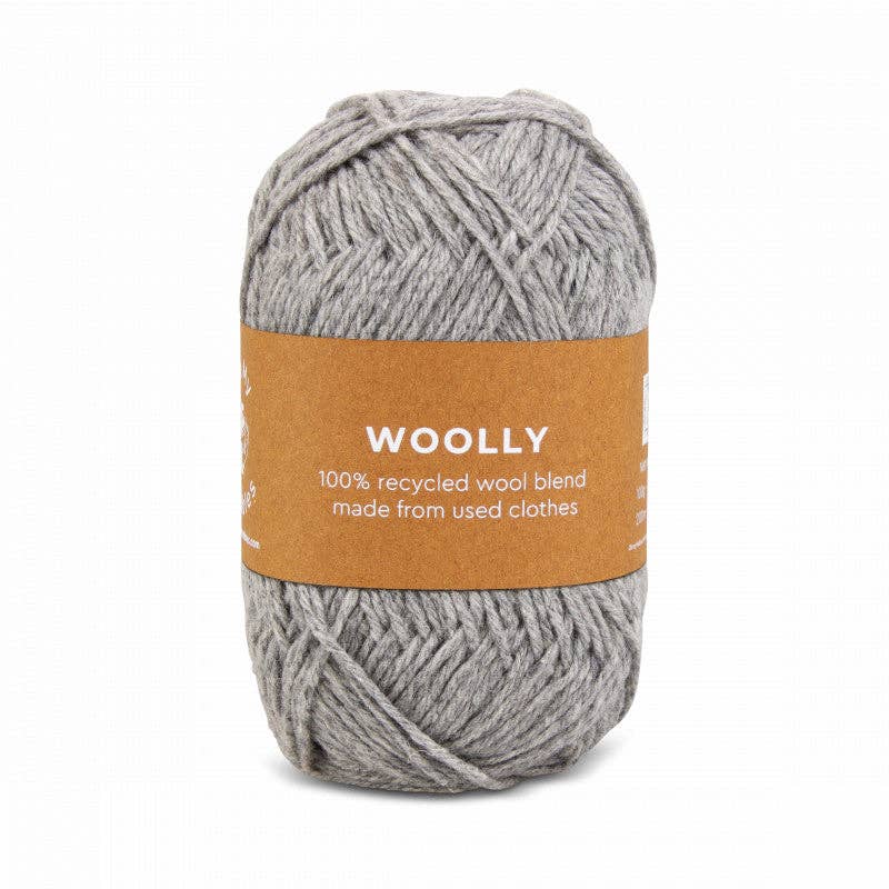 WOOLLY -  100% recycled. Återvunnet från kasserade kläder