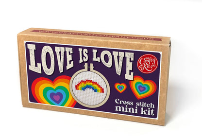 "Love is Love" Mini Matchbox broderikit