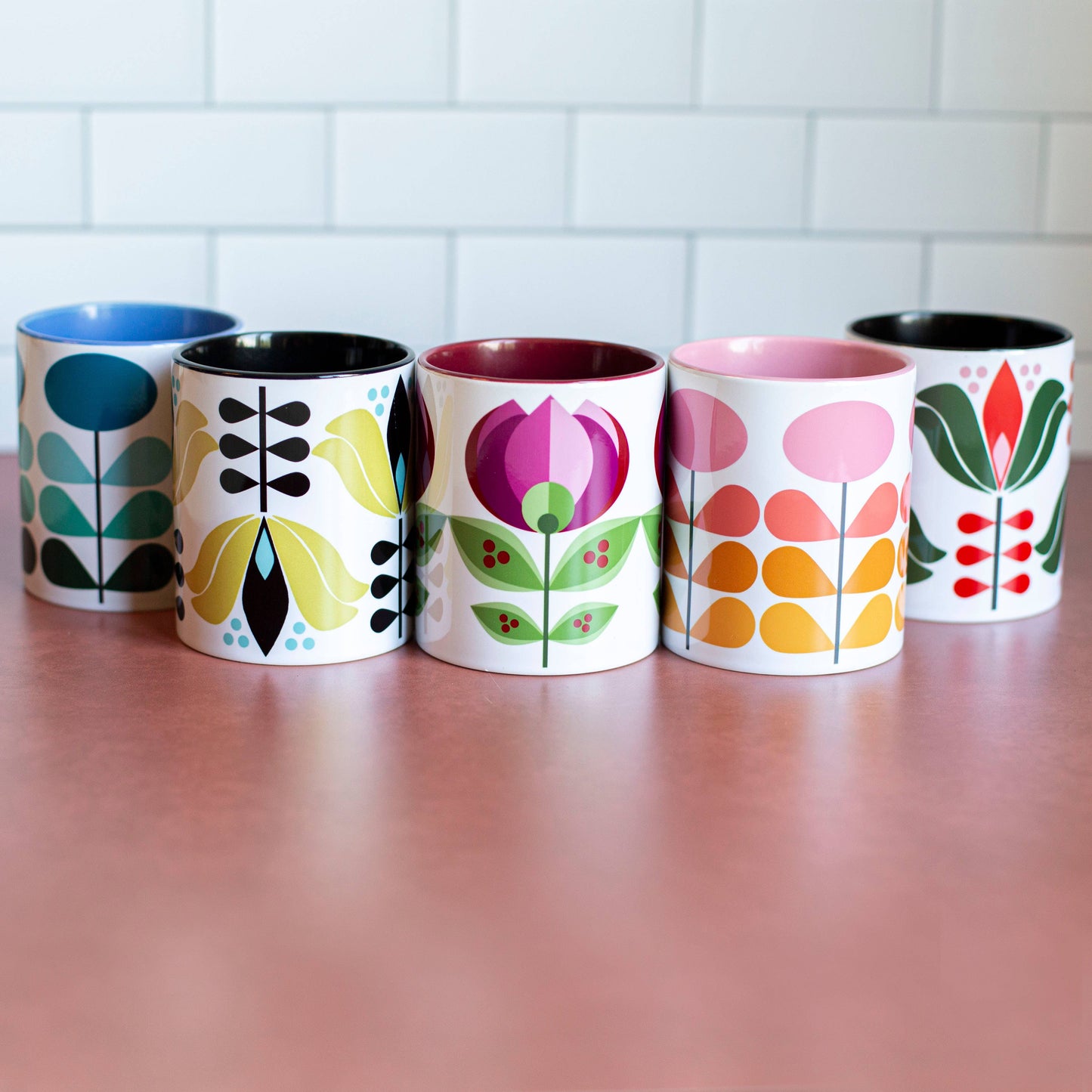 Red & Green Holiday Flower Mid Century Modern Coffee Mug