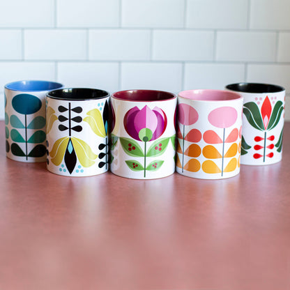Red & Green Holiday Flower Mid Century Modern Coffee Mug