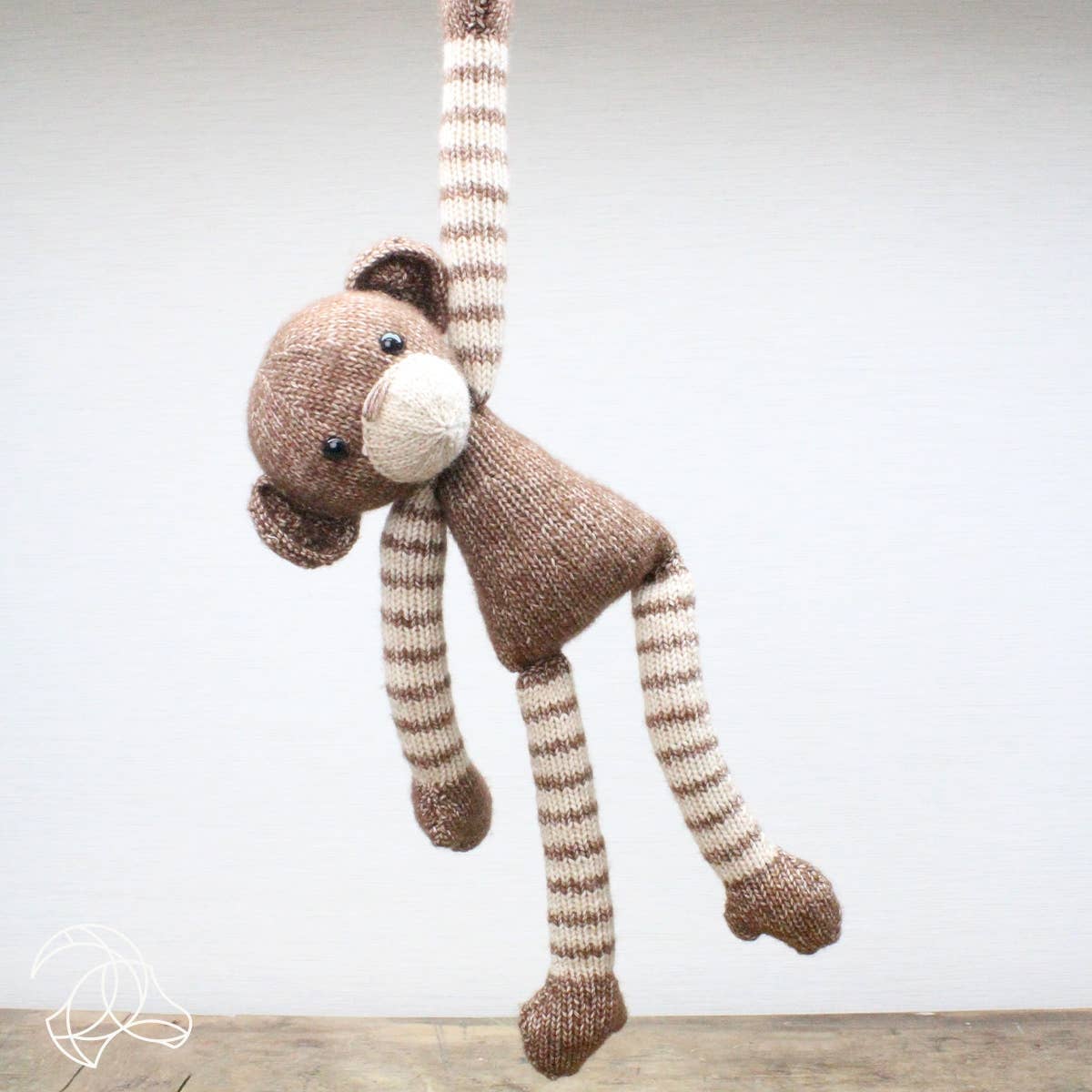 Stick-kit Apan Malinda - DIY Knitting Kit Malinda Monkey