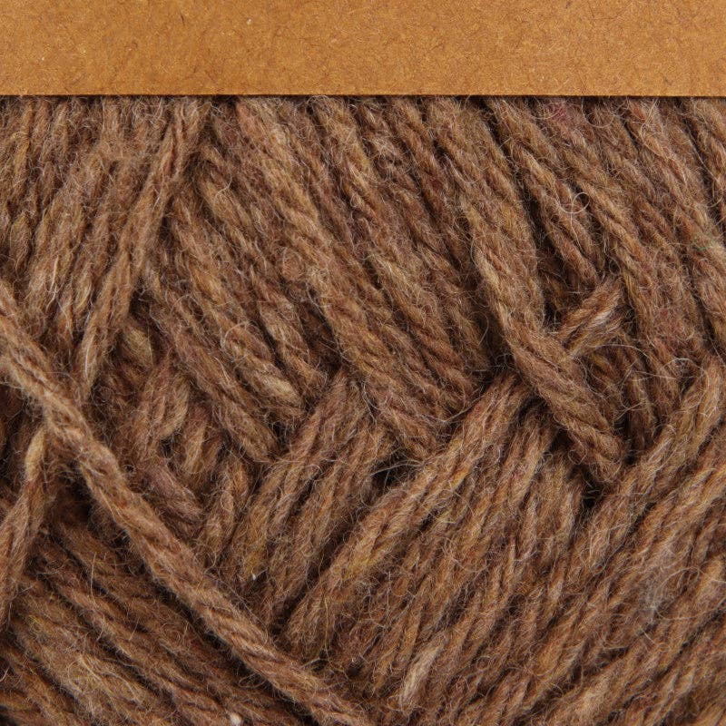 WOOLLY -  100% recycled. Återvunnet från kasserade kläder