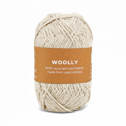 WOOLLY -  100% recycled. Återvunnet från kasserade kläder