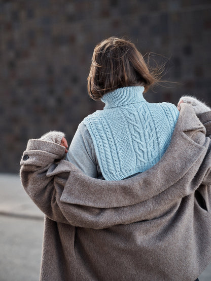 Foundations – 20 Knitted Accessories
