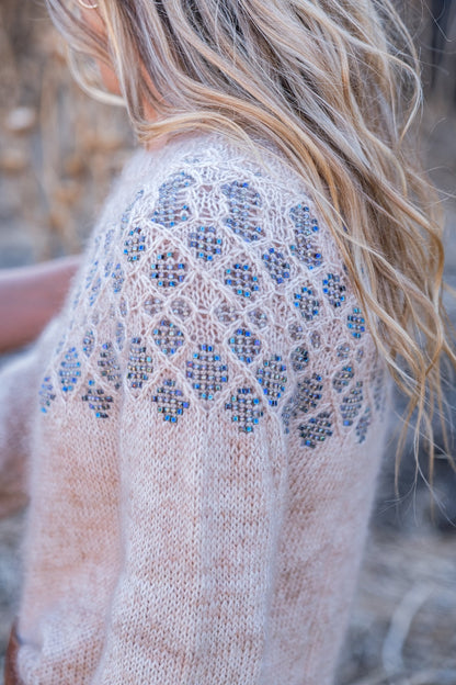 Shine! – Knitting With Beads