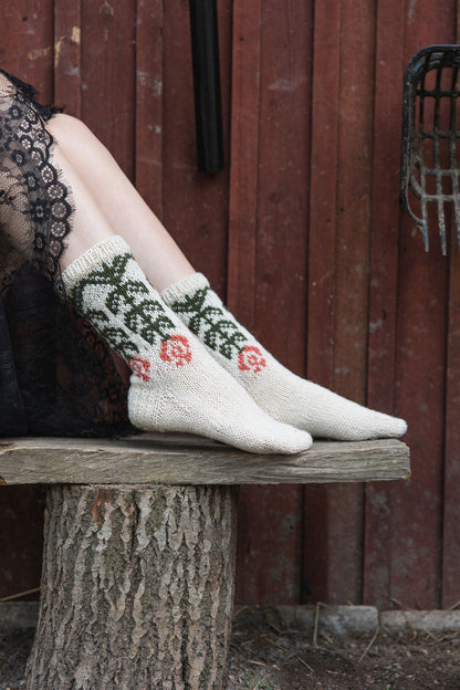 Knitted Kalevala, Jenna Kostet